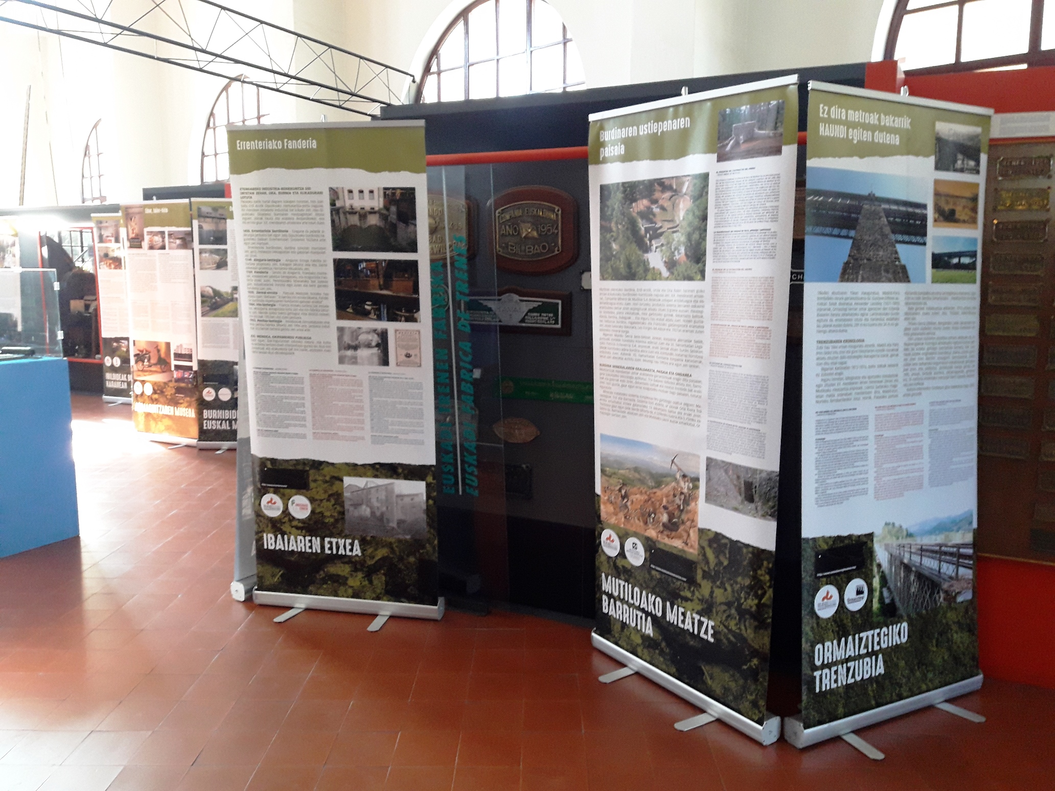 paneles de la exposición